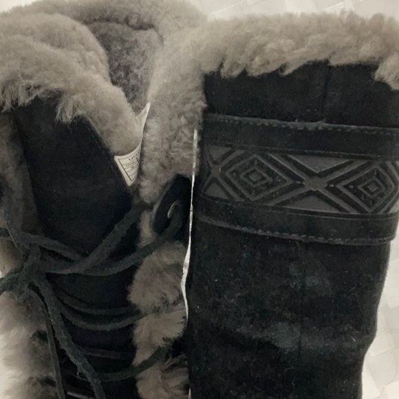 UGG Women's Black Winter Boots - Picture 2 of 3